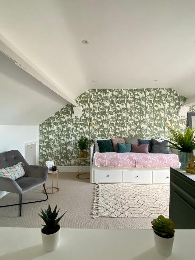 Luxury Spacious Renovated Townhouse 그랜덤 외부 사진