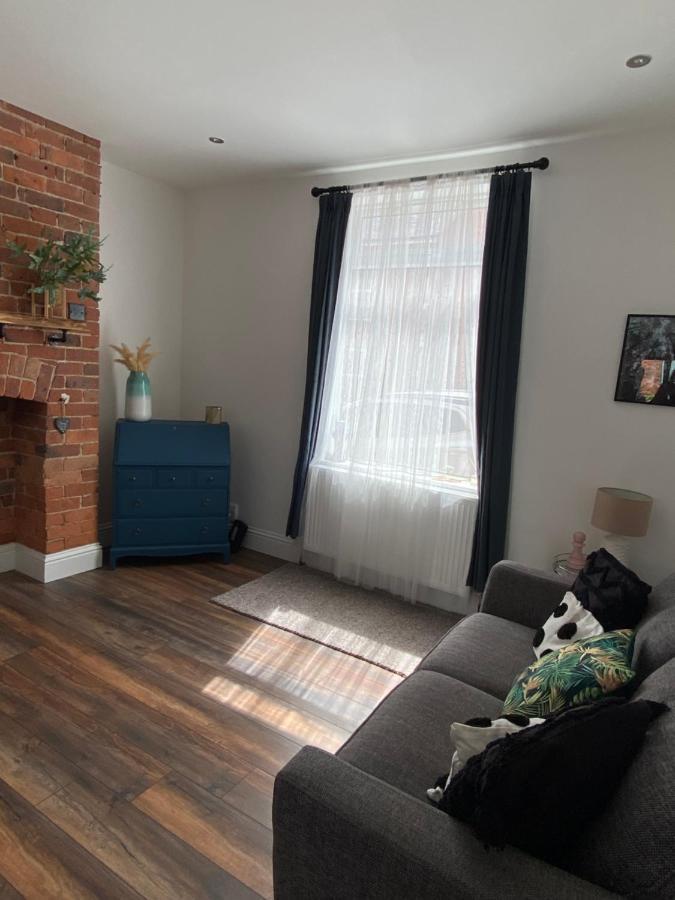Luxury Spacious Renovated Townhouse 그랜덤 외부 사진